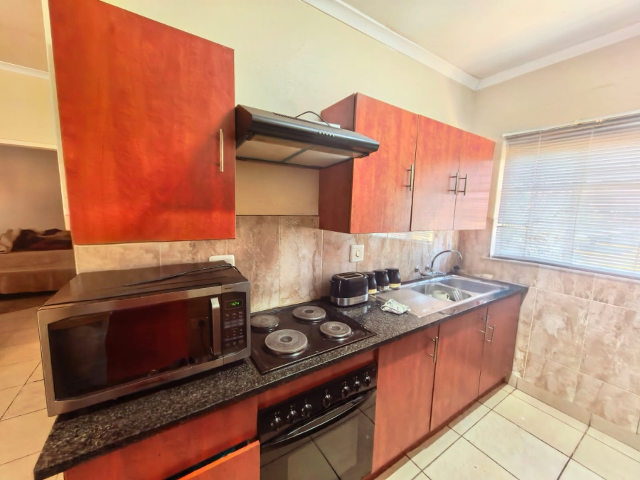 2 Bedroom Property for Sale in Waterval East North West
